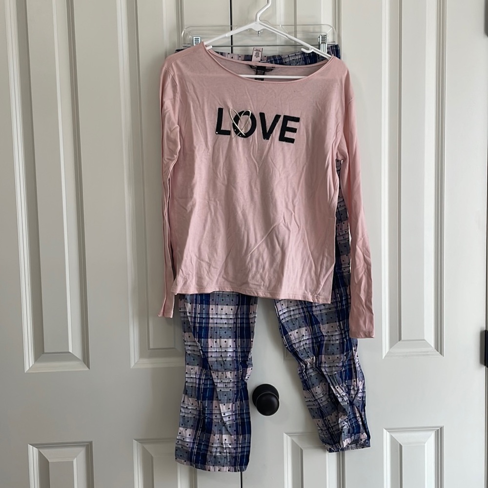 Victoria secret pajama set